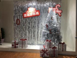 Footwear Brand Window - Thumbnail 4