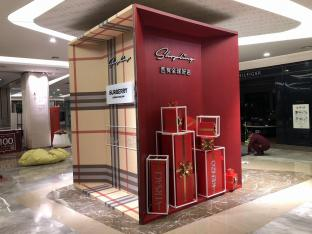 Boutique Fashion Window - Image 1